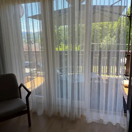 Savoy Apartment *